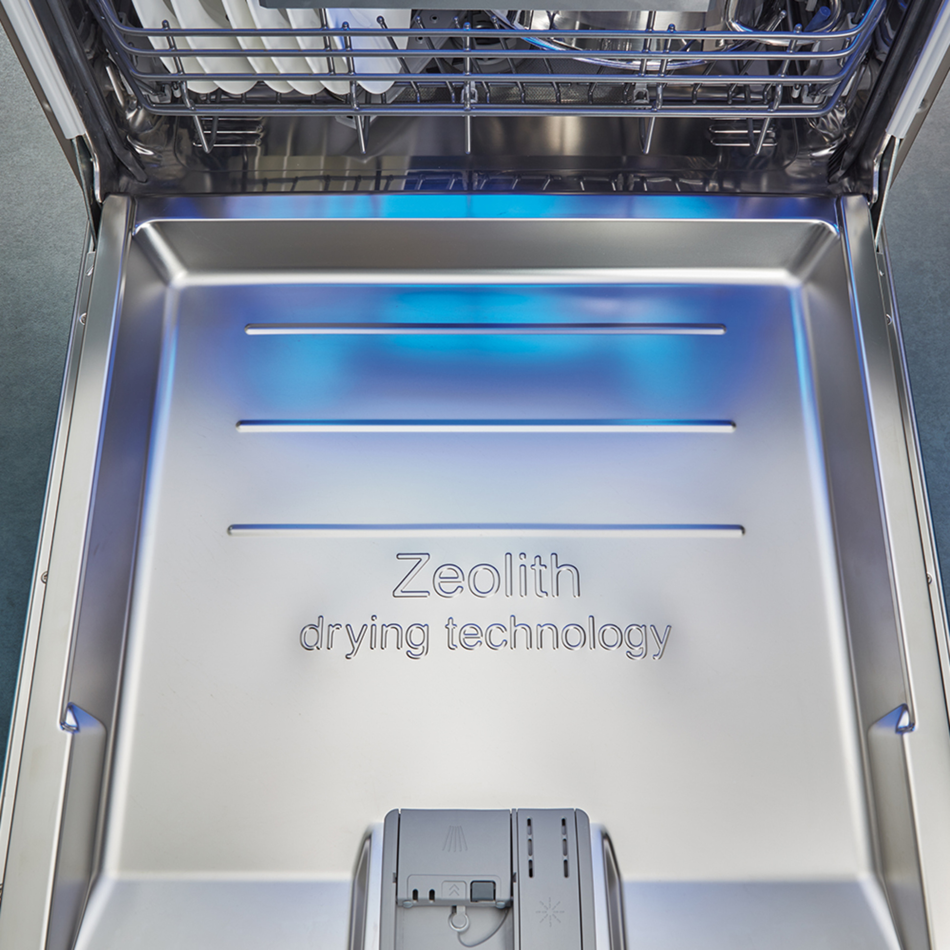 Zeolith Trocknen – Für glänzende Spülergebnisse bei ERZ ELEKTRIK REINHARDT in Kurort Seiffen/Erzgeb.