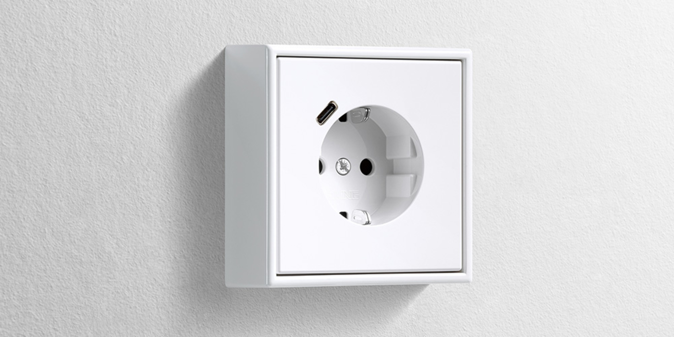 Erweiterter Anschlussraum für die Nachrüstung bei ERZ ELEKTRIK REINHARDT in Kurort Seiffen/Erzgeb.